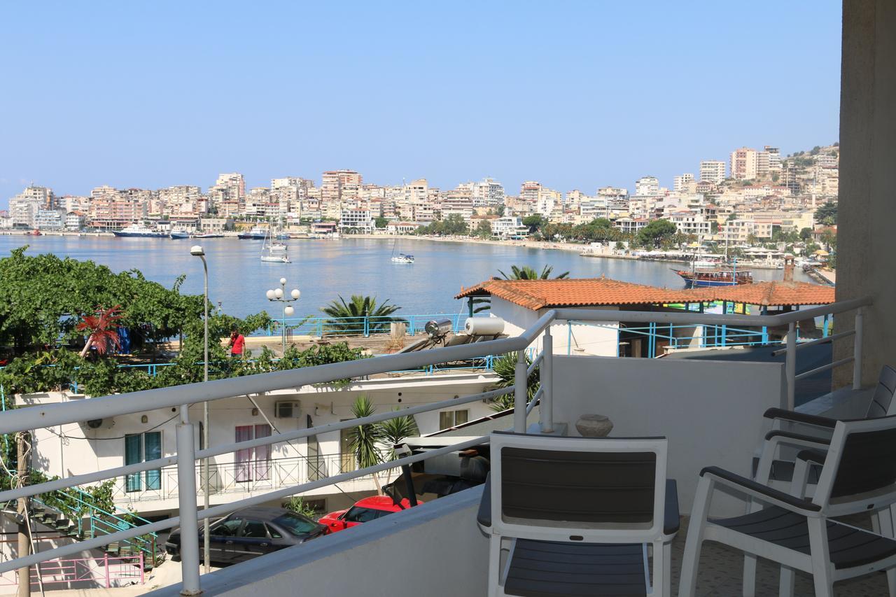 Robin Sea View Apartment Sarandë エクステリア 写真